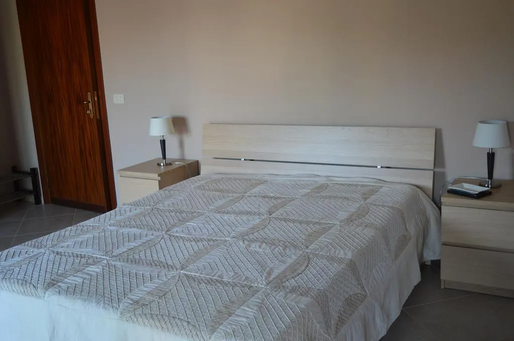 Appartamenti Sole delle Aci Aci SantʼAntonio 0*,  Italia